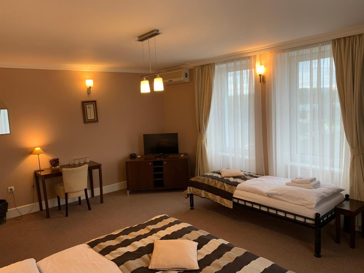 Eden Hotel Zeliezovce