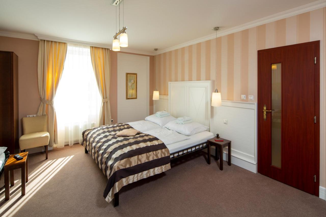 Eden Hotel Zeliezovce
