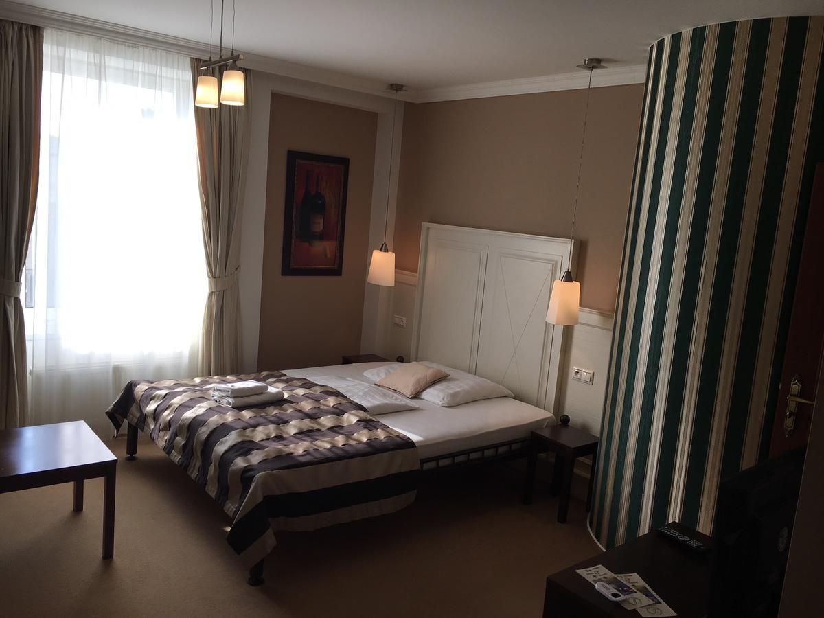 Eden Hotel 3*
