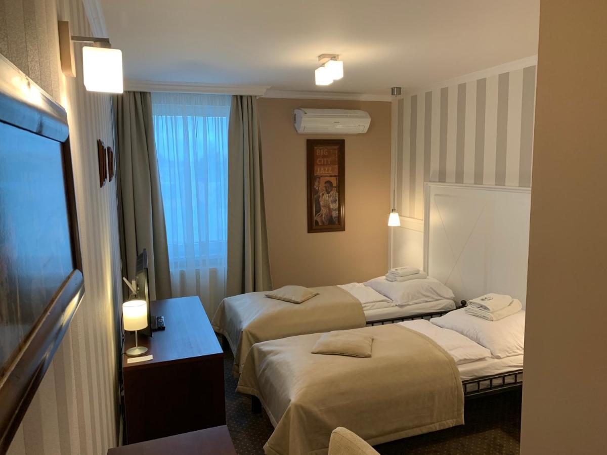Hotel Eden Zeliezovce